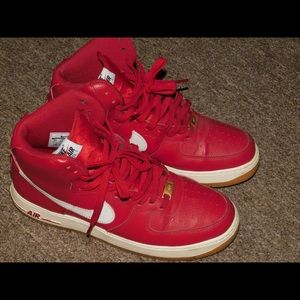 Red high top nike af1s